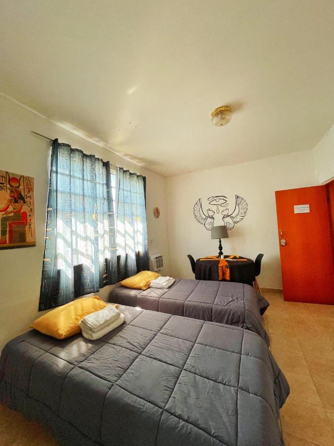 Eshta Hostal *